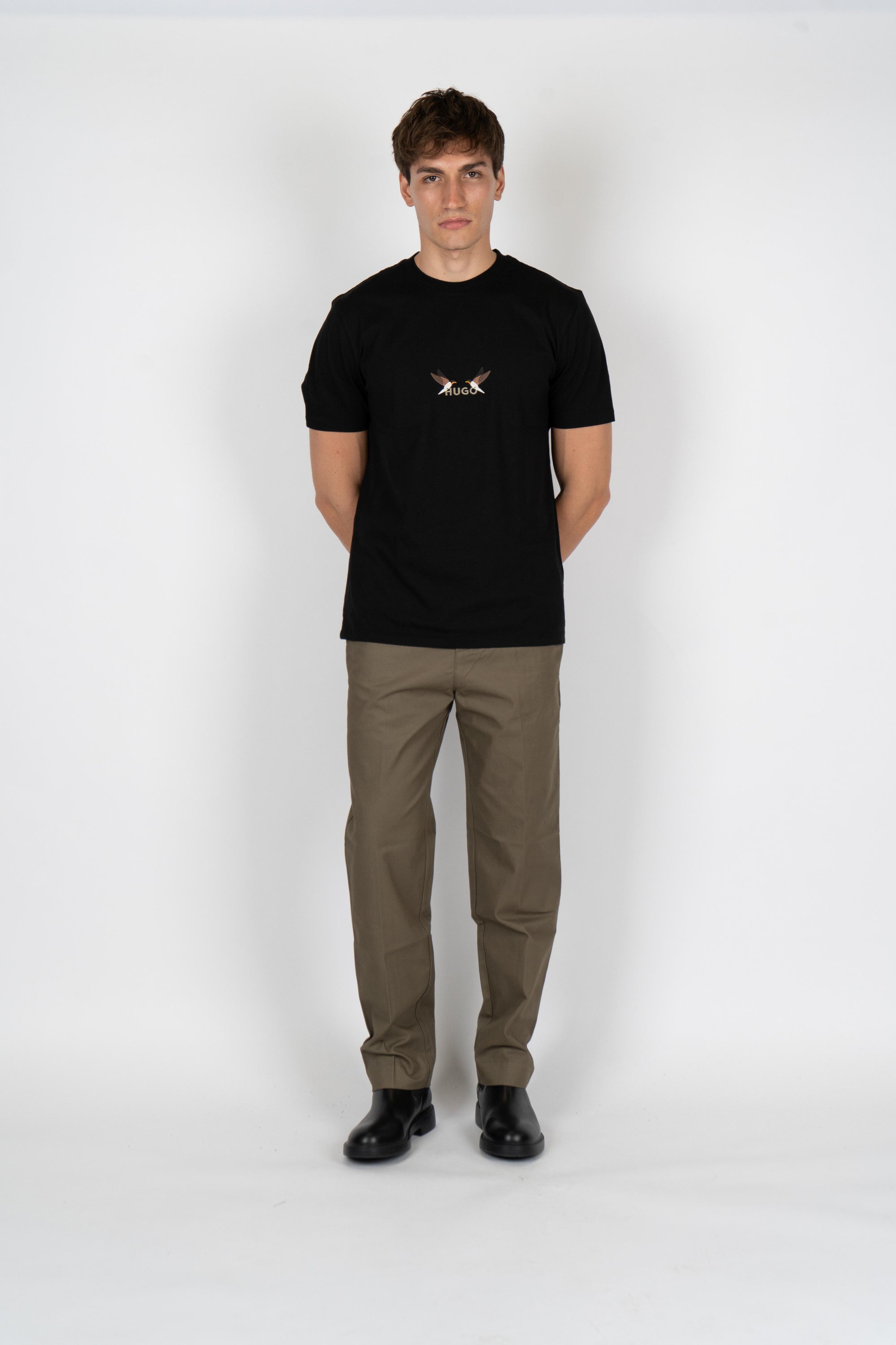 T-shirt in jersey di cotone con grafica con logo ricamato 50549154 001 HUGO 