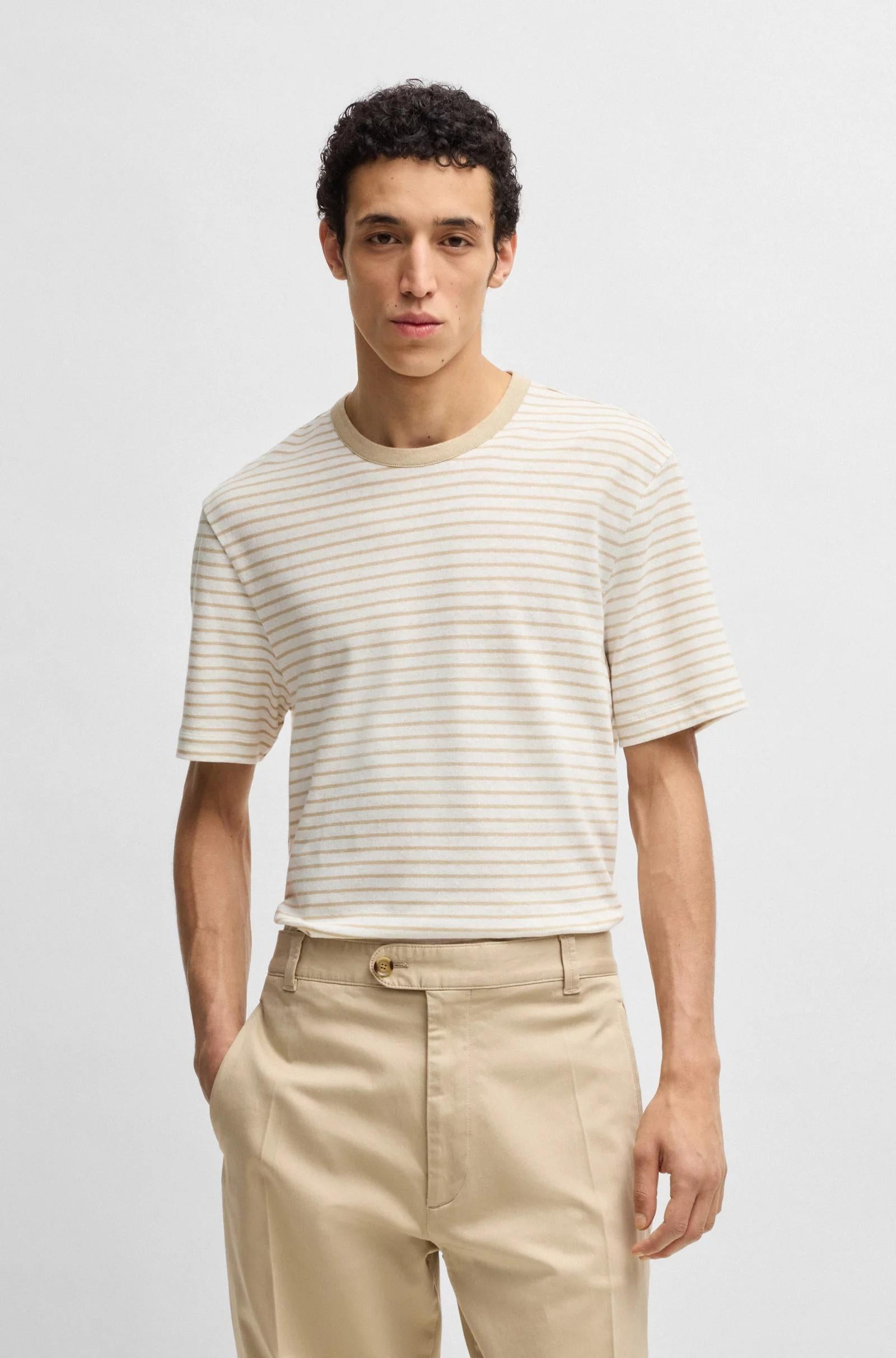 T-shirt regular fit in cotone e lino 50537498 275 BOSS 