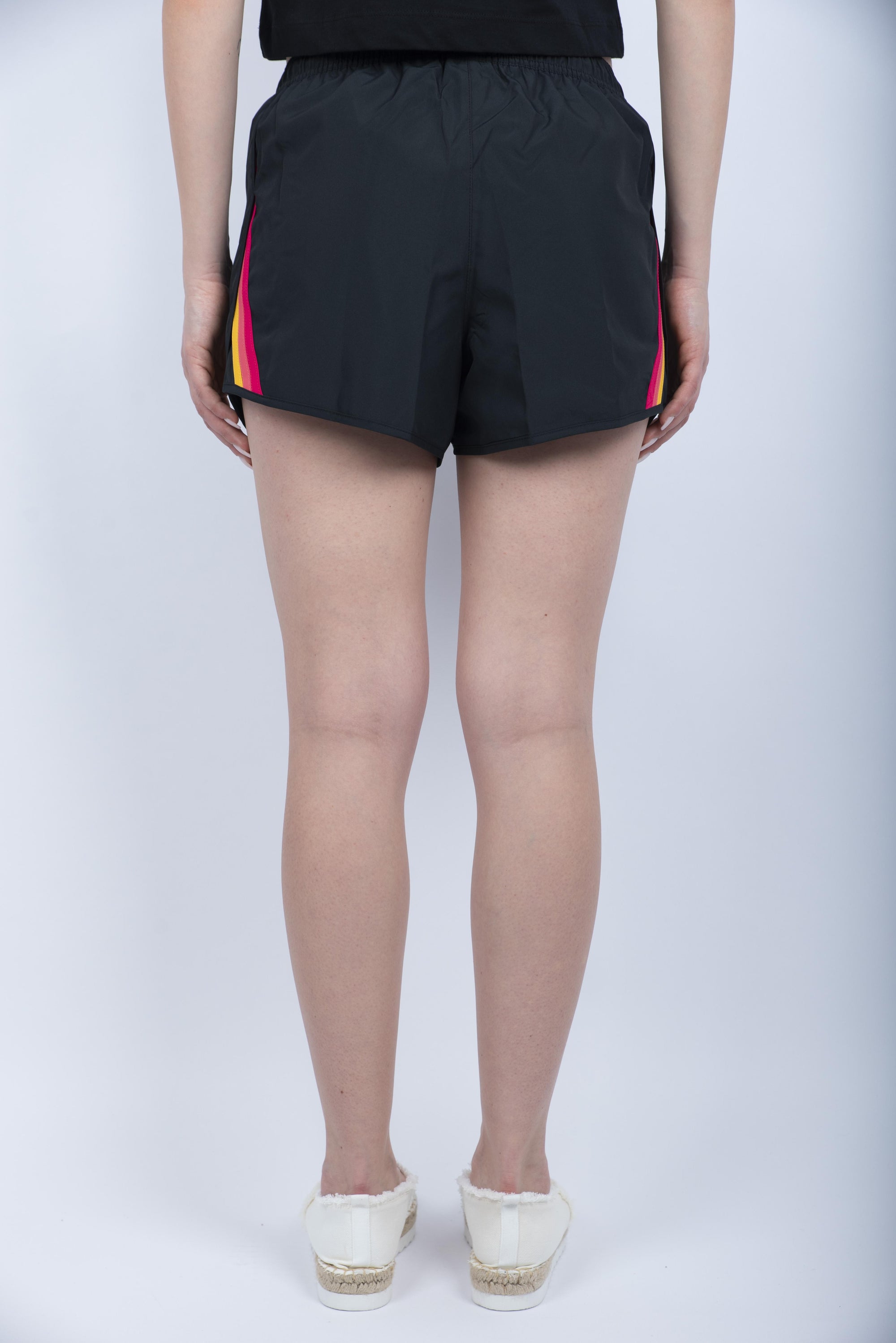 Kiana costume a pantaloncino corto con vita elasticizzata Repreve® nero W632BDRT300 00440 SUNDEK 
