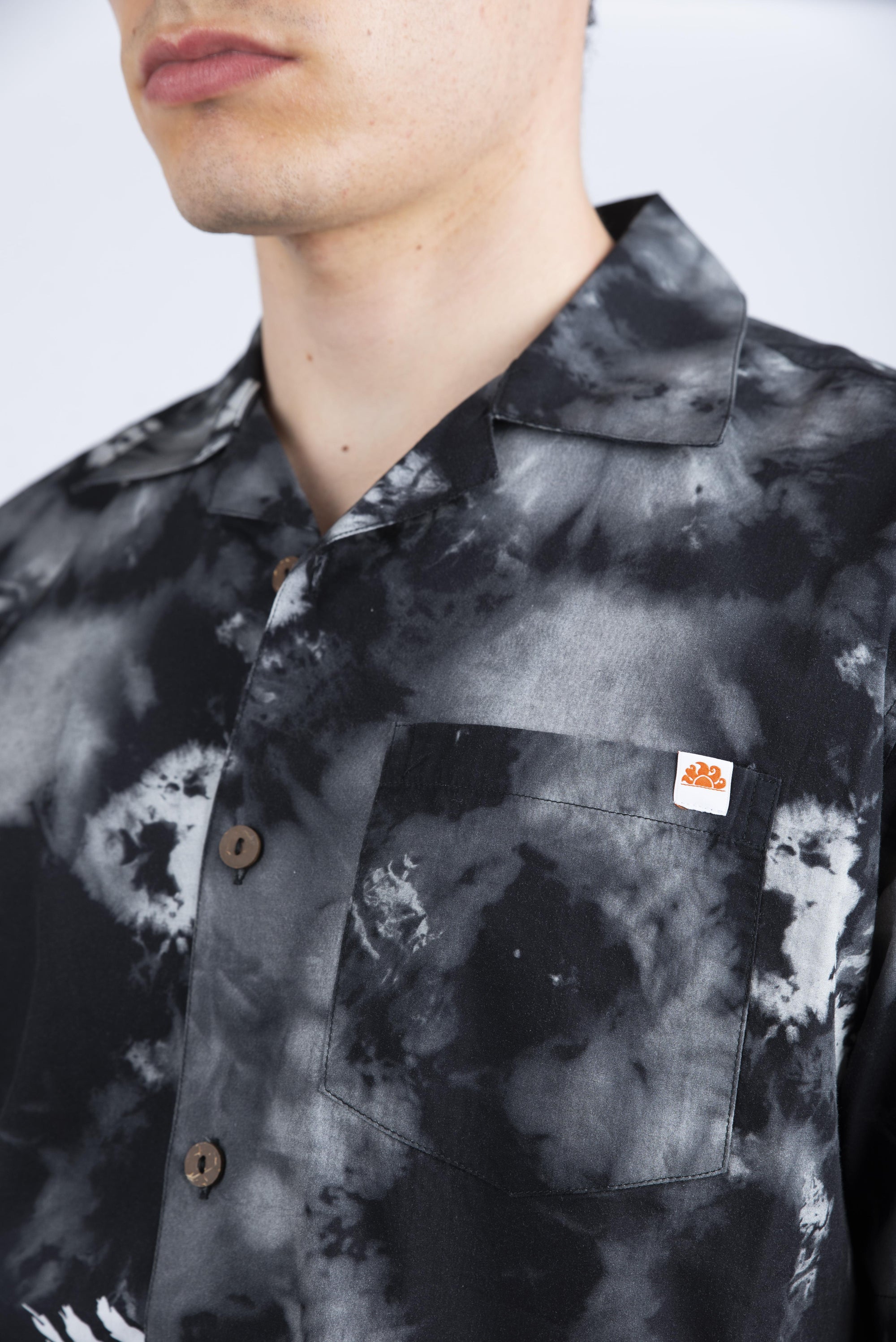 Camicia modello Bowling con stampa nero M817SHPI800 004BW SUNDEK 