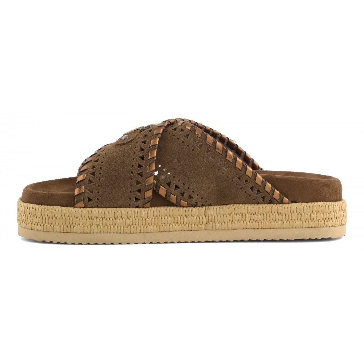 Criss-cross sandal metal stitching MUSW451013A NUTBR MOU 