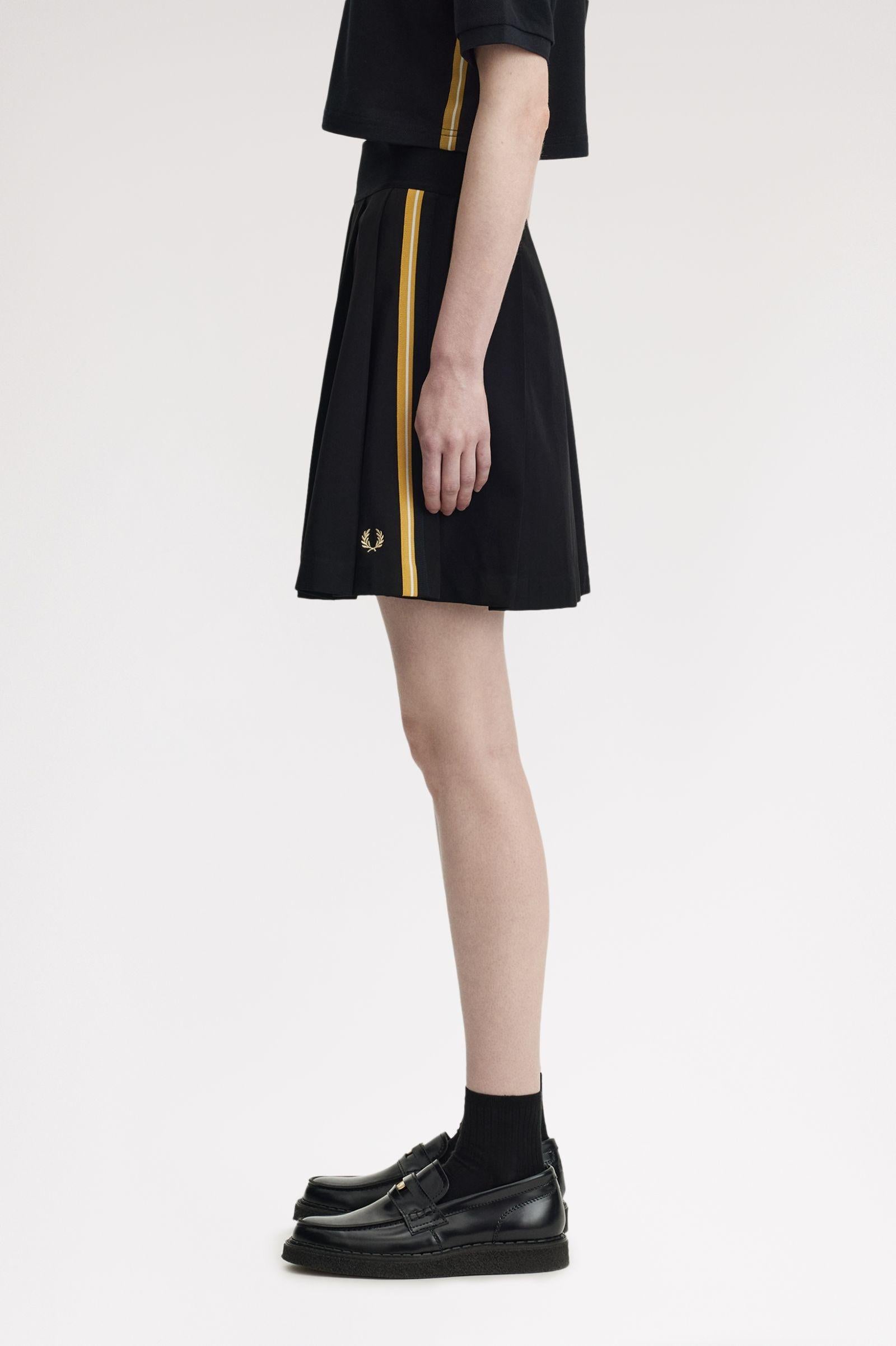 Gonna plissettata con fettuccia E210657 90A FRED PERRY 