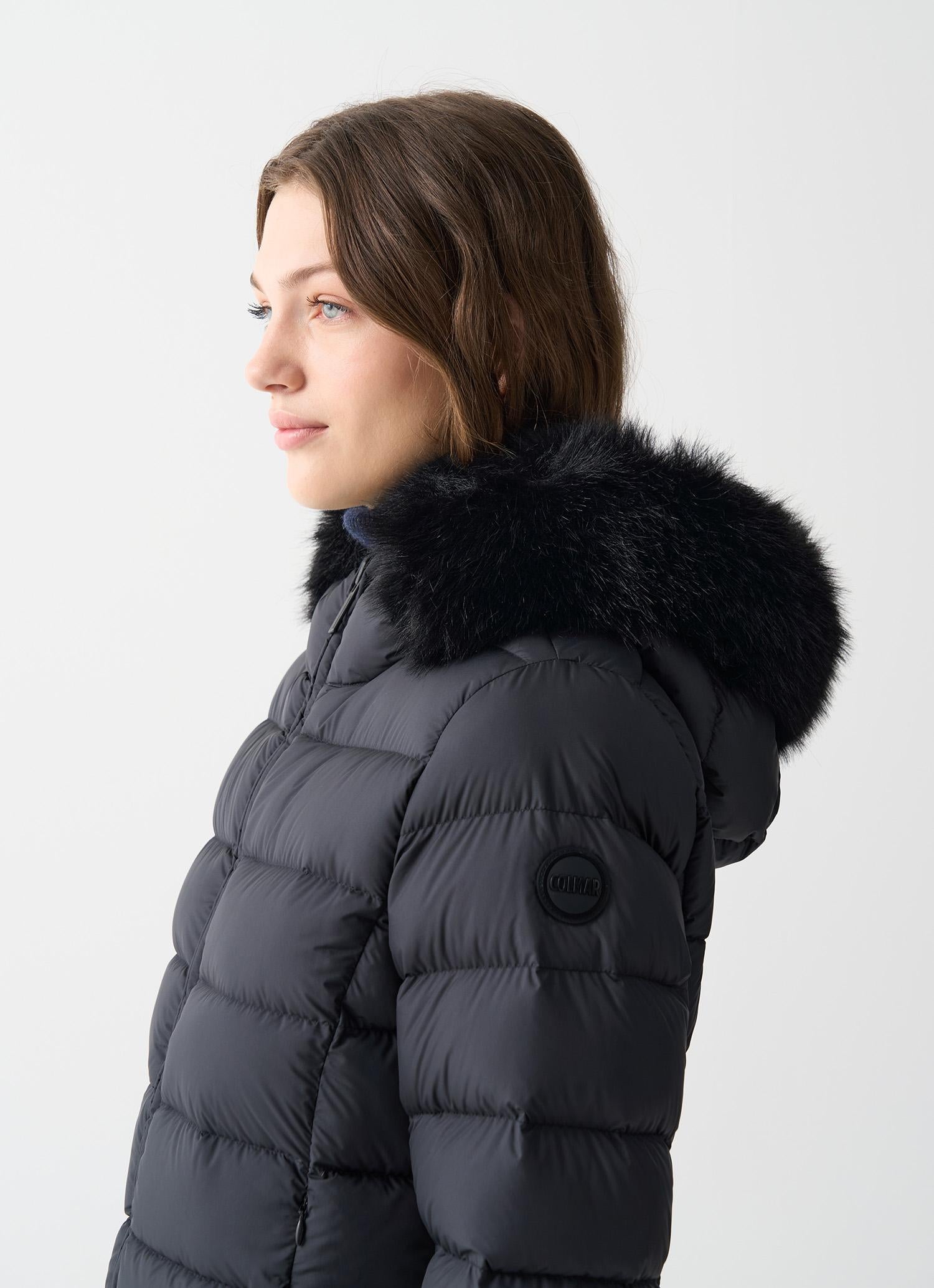 Piumino opaco con pelliccia sintetica 2239E2XX 99 COLMAR 