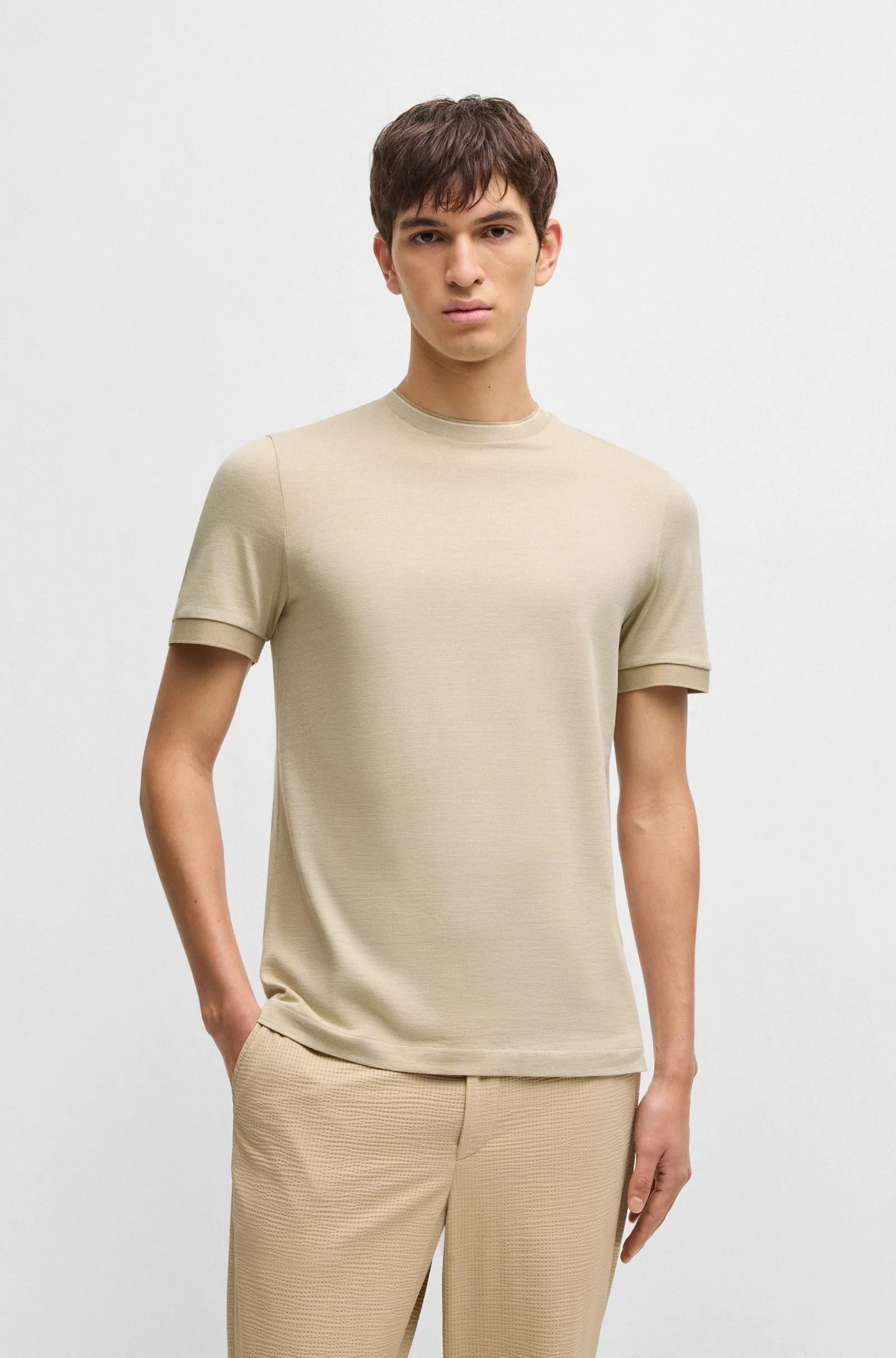 T-shirt slim fit in cotone lavorato con colletto a contrasto 50536847 275 BOSS 