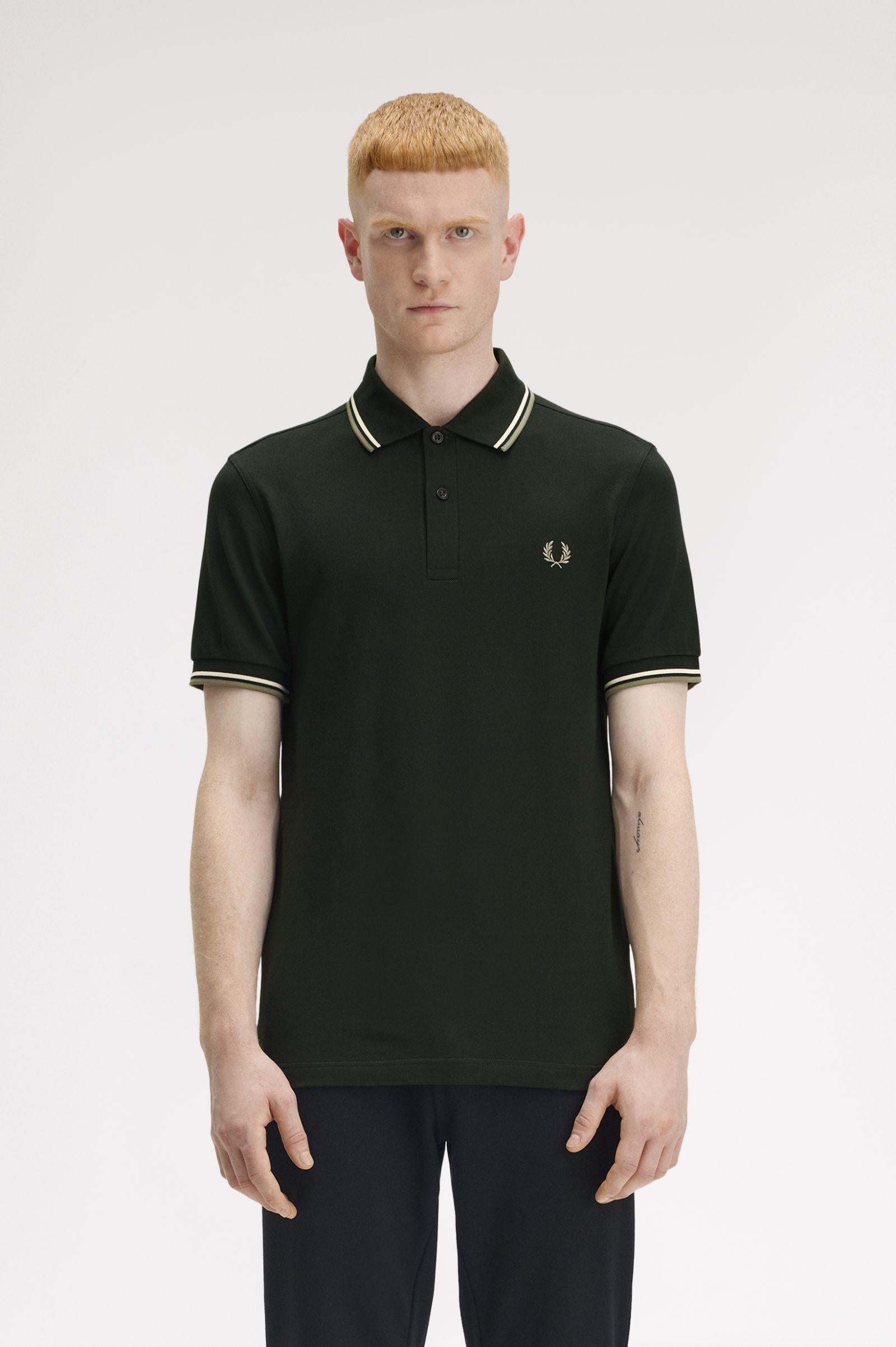 Polo pique' con doppia riga M360054 Y65 FRED PERRY 