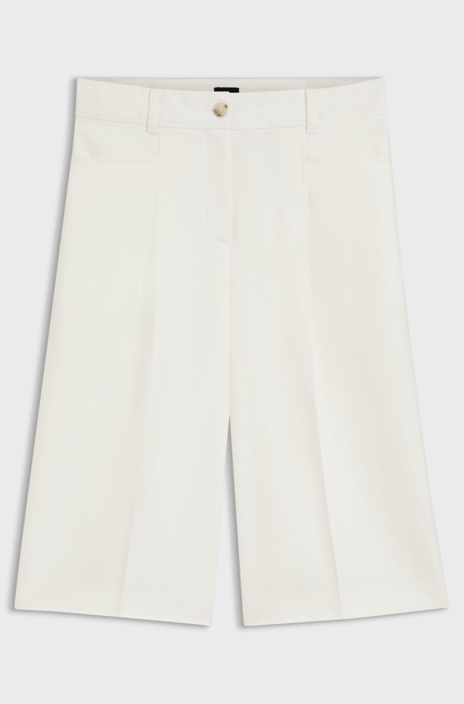 Pantaloni bermuda con pieghe sulla parte anteriore 50559835 118 BOSS 
