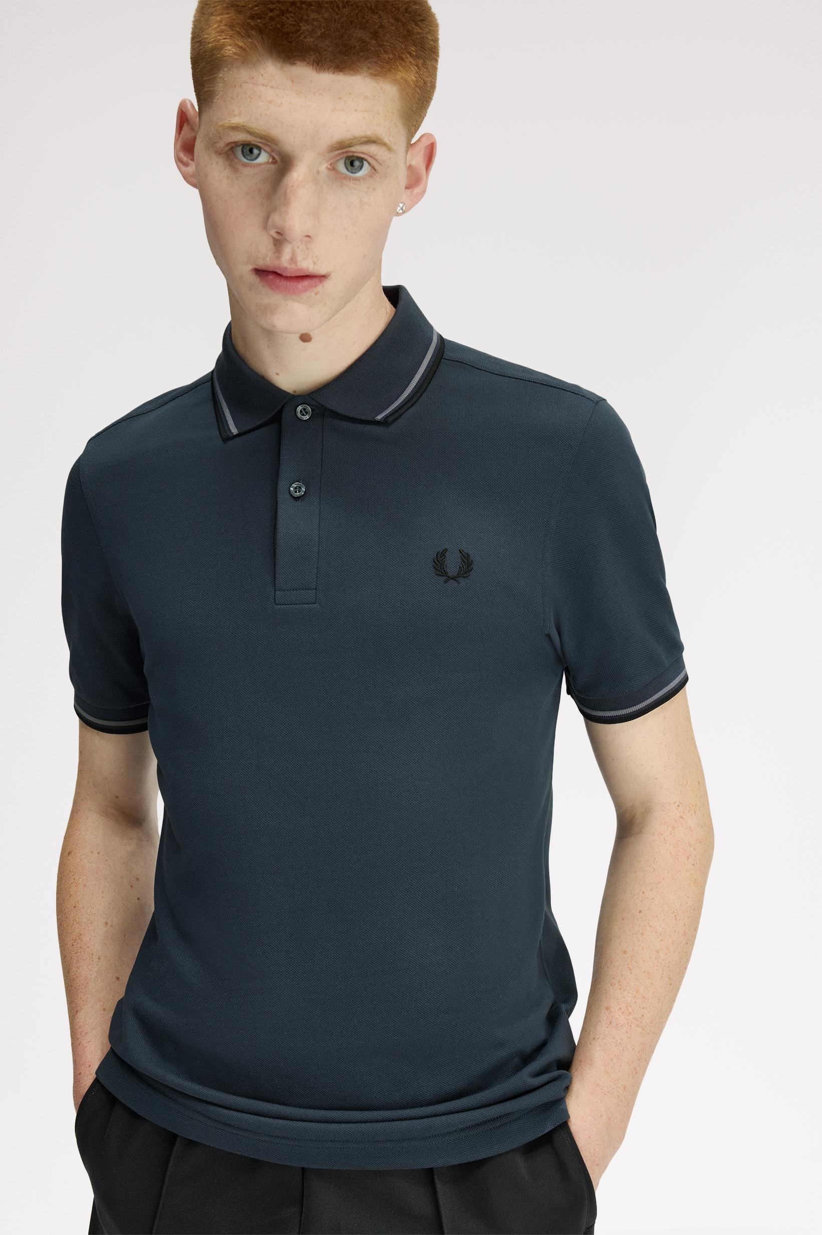 Polo con doppia riga M3600P57 01B FRED PERRY 