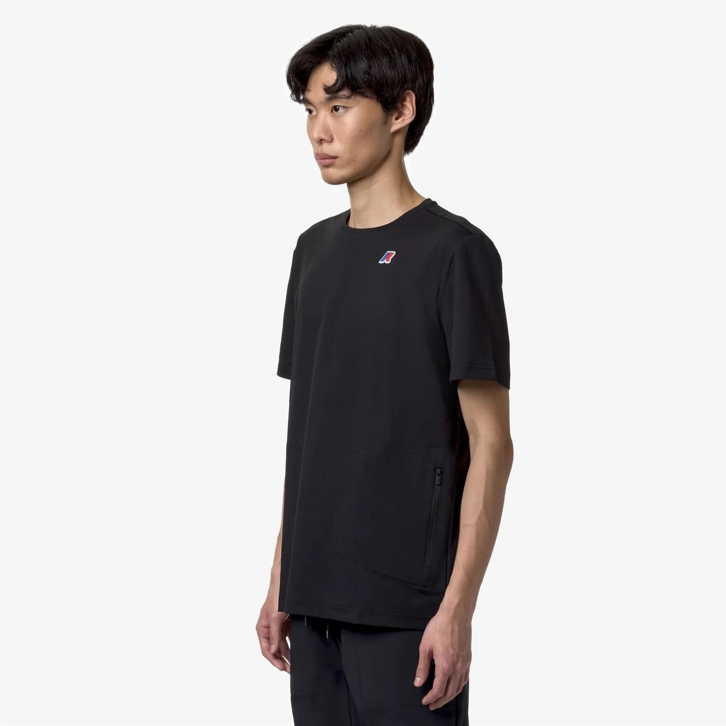 T-shirt unisex nero con tessuto resistente all'acqua K1141LW USY K-WAY 