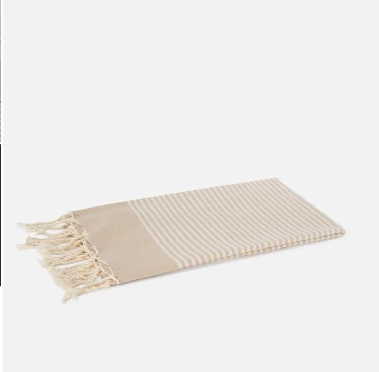 Telo mare Foutas a righe piccole beige e bianche FOUT012W 07694L MC2 SAINT BARTH 