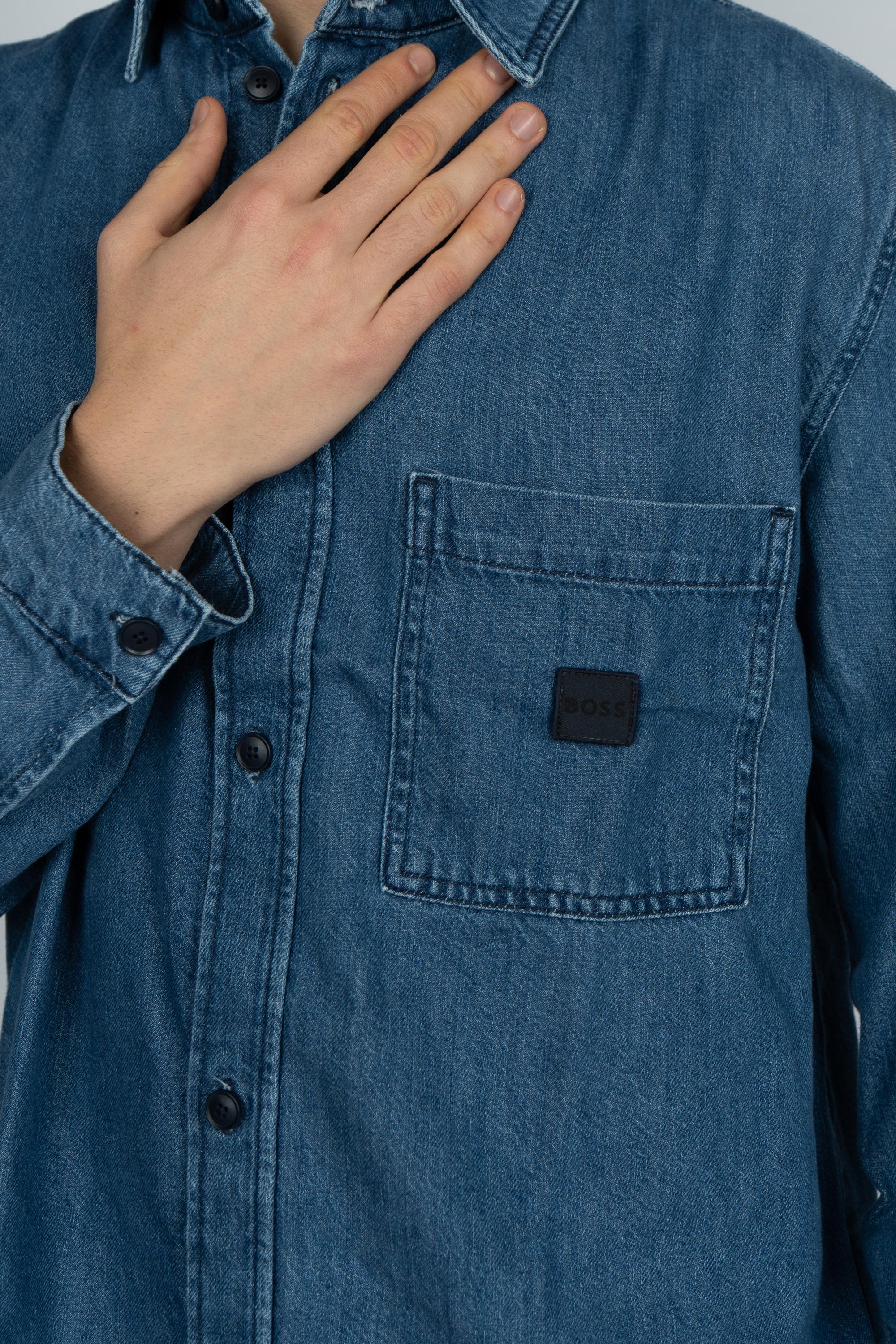 Camicia in denim con logo 50544660 404 BOSS 