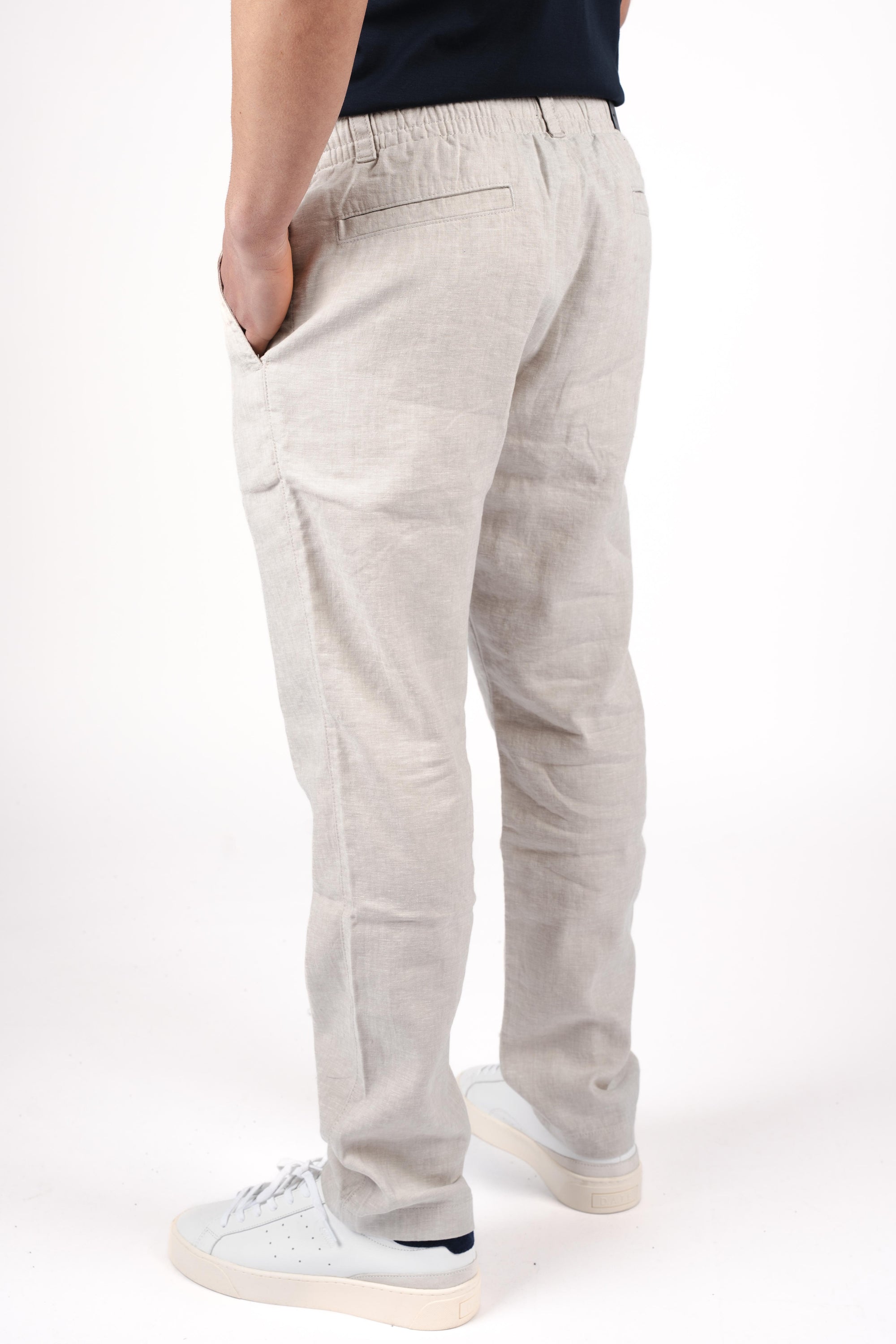 Pantaloni con dettaglio logo 50559595 070 BOSS 
