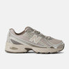 New balance 740