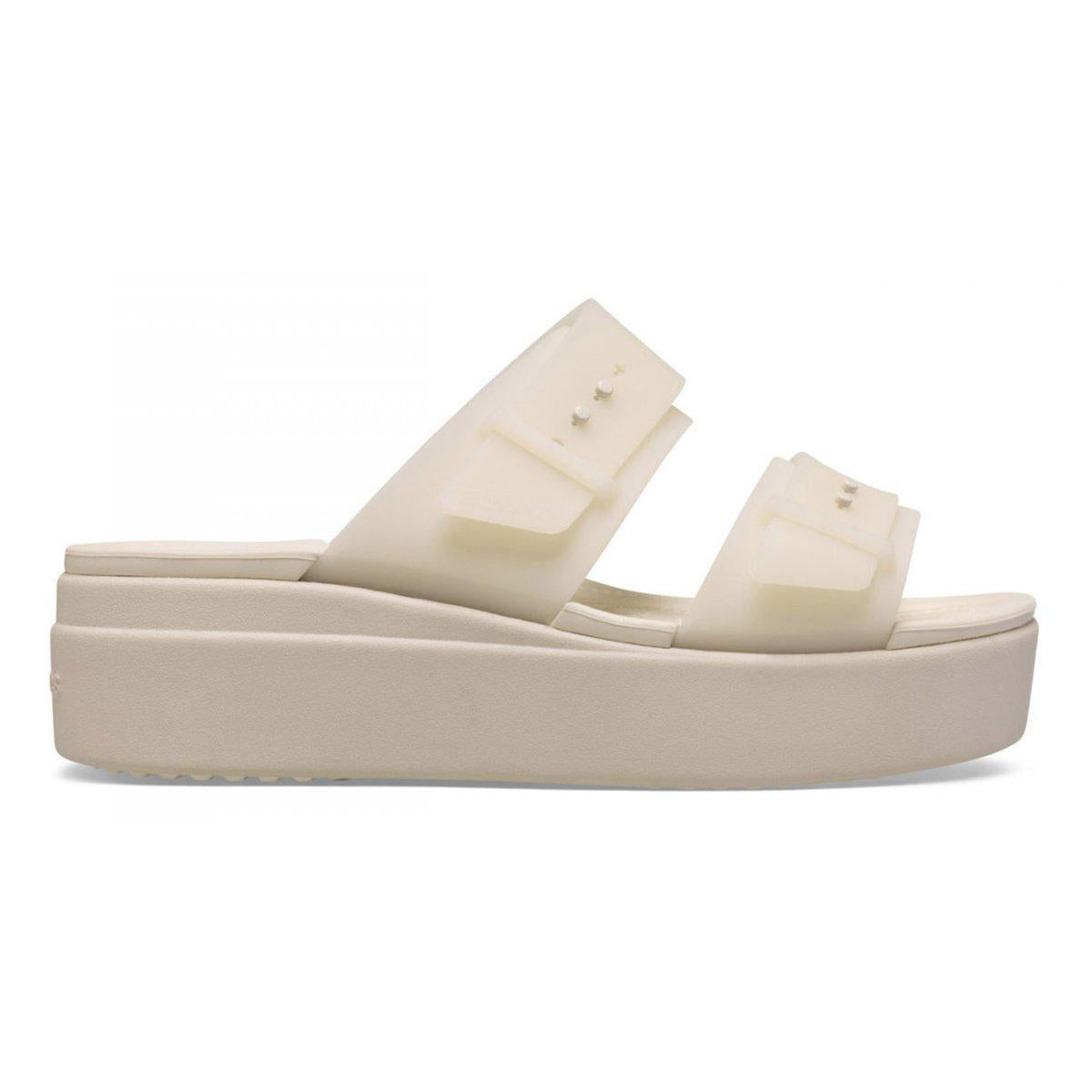 Brooklyn Buckle Frosted Low Wedge Donna Sandstone CR210980 SDST CROCS 