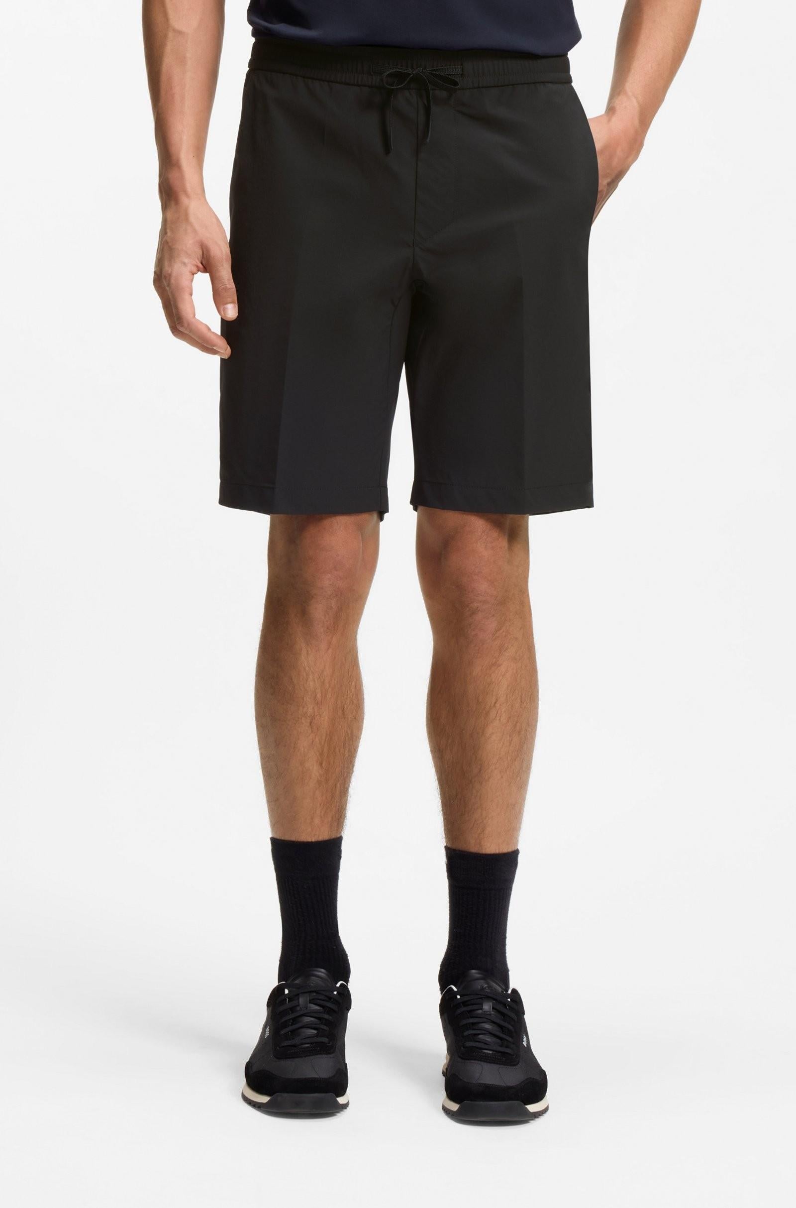 Shorts regular fit idrorepellenti in twill ad asciugatura rapida 50558953 001 BOSS 