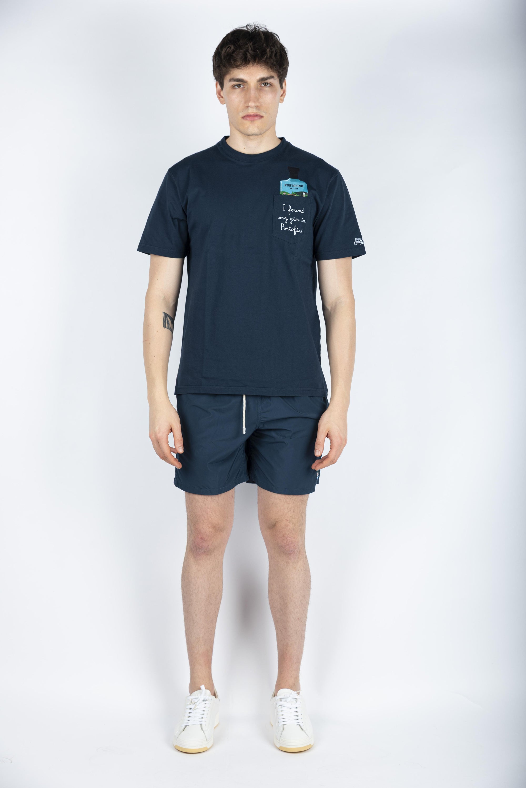 T-shirt in cotone Austin con ricamo e stampa Gin Portofino navy AUS0001 05650H MC2 SAINT BARTH 