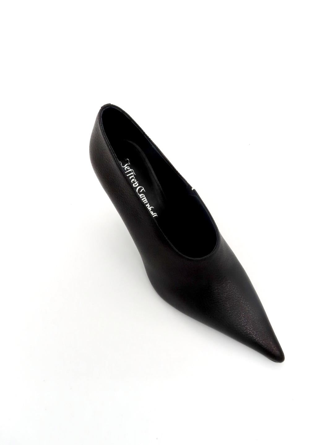 Invader JCSU6812 001 JEFFREY CAMPBELL 