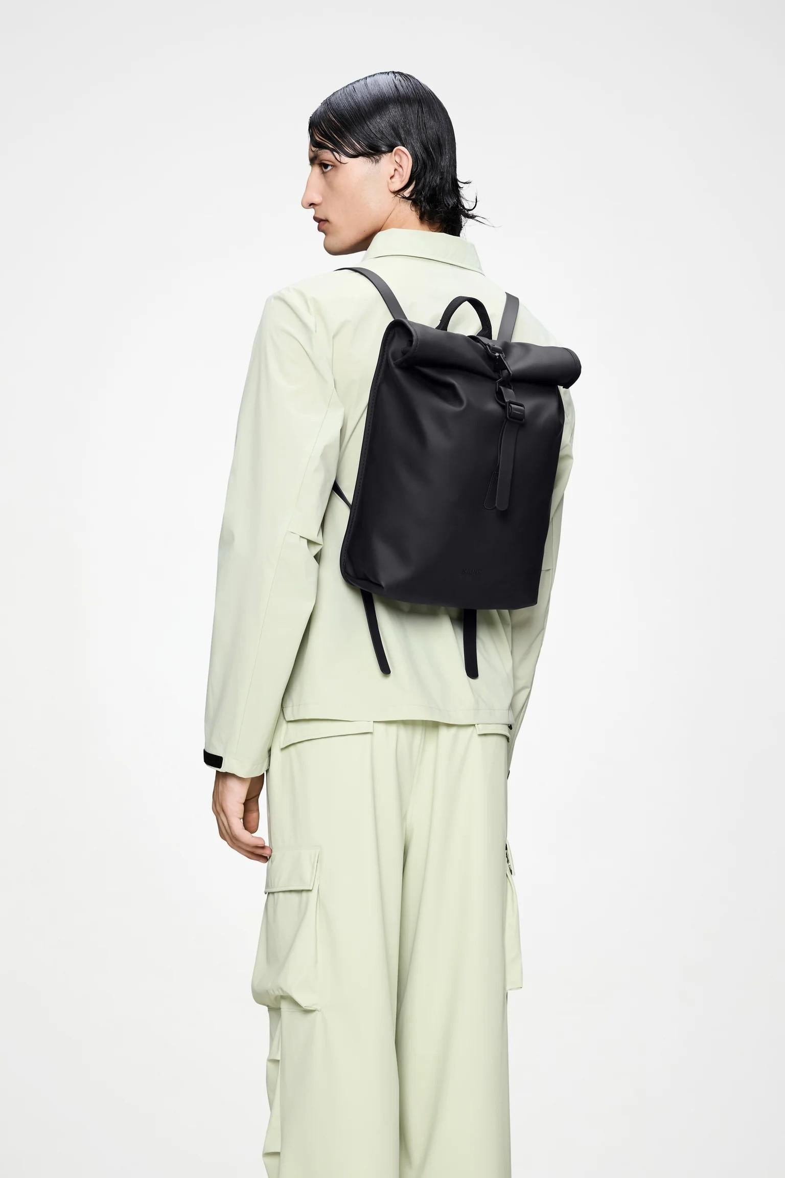 Rolltop ruckstack mini RA13330 BLA RAINS 